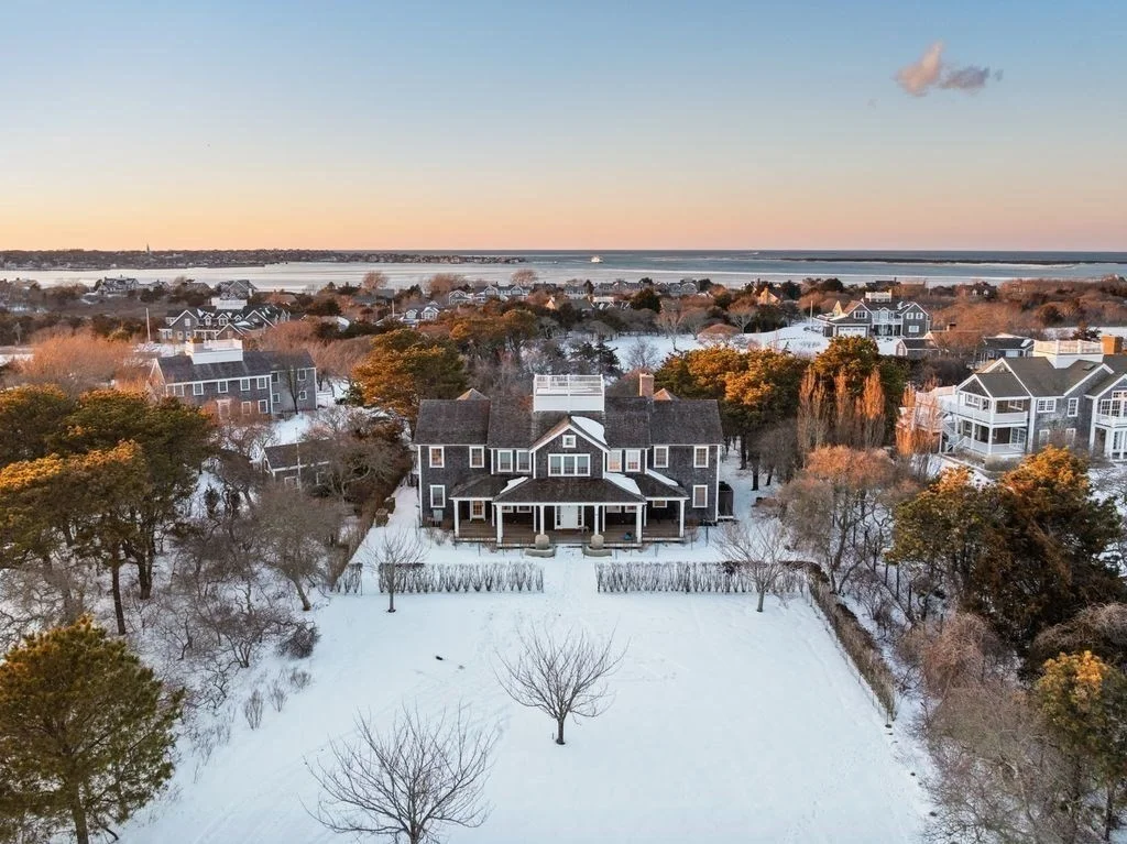 34 Brewster Rd, Monomoy