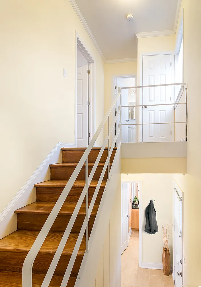 2 bed, 1 bath apartment for rent at 169 Gerry Rd Unit 2Med, Chestnut Hill — photo 1 of 4