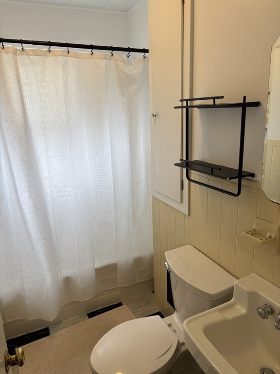 242 Nahatan St, Norwood