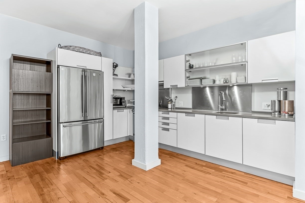 346 Congress, South Boston