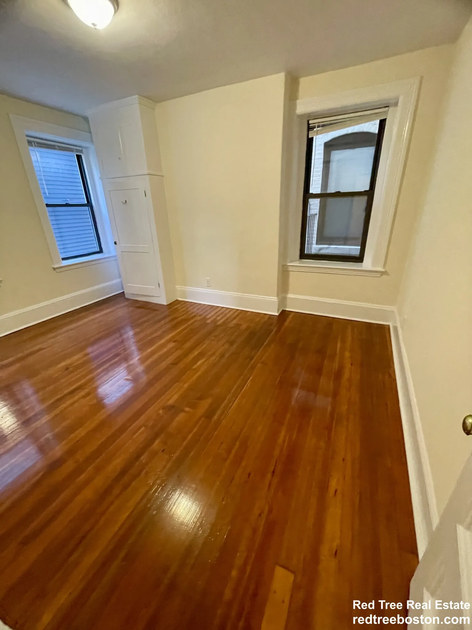 885 Massachusetts Ave, Mid Cambridge