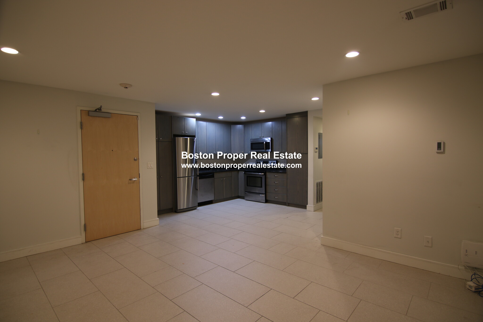 557 Columbus Ave, South End