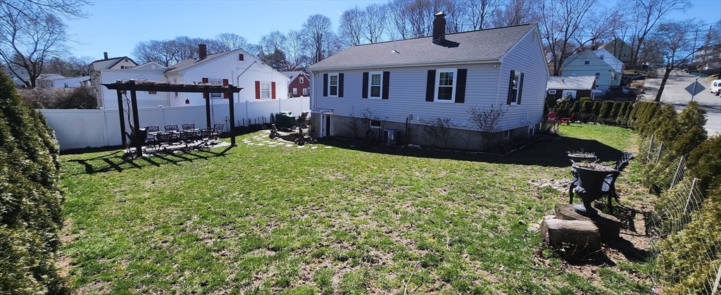 55 Arborfield Rd, Roslindale