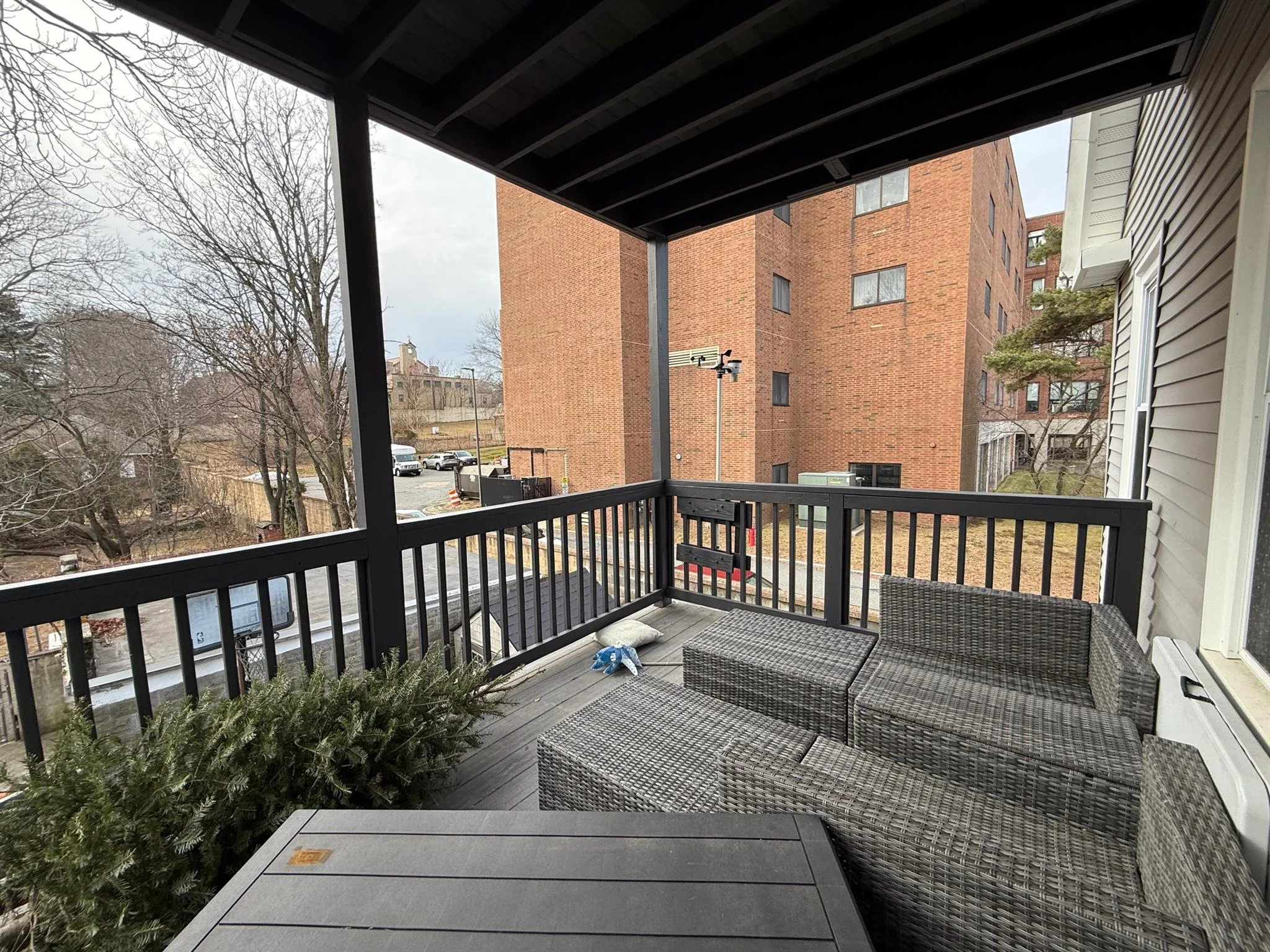 42 Gibbens St, Powder House Square