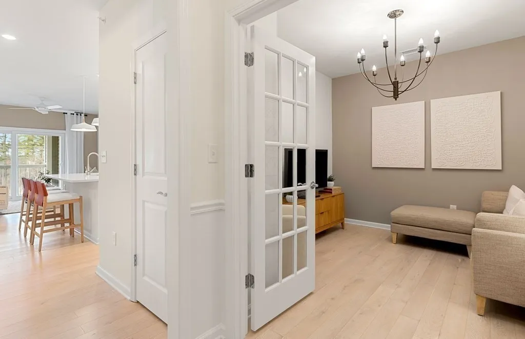 4 Winslow Ln, Grafton