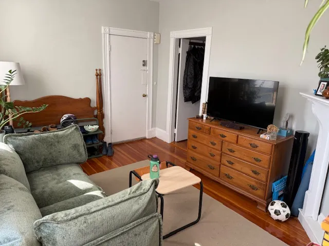 137 Columbia St, The Port