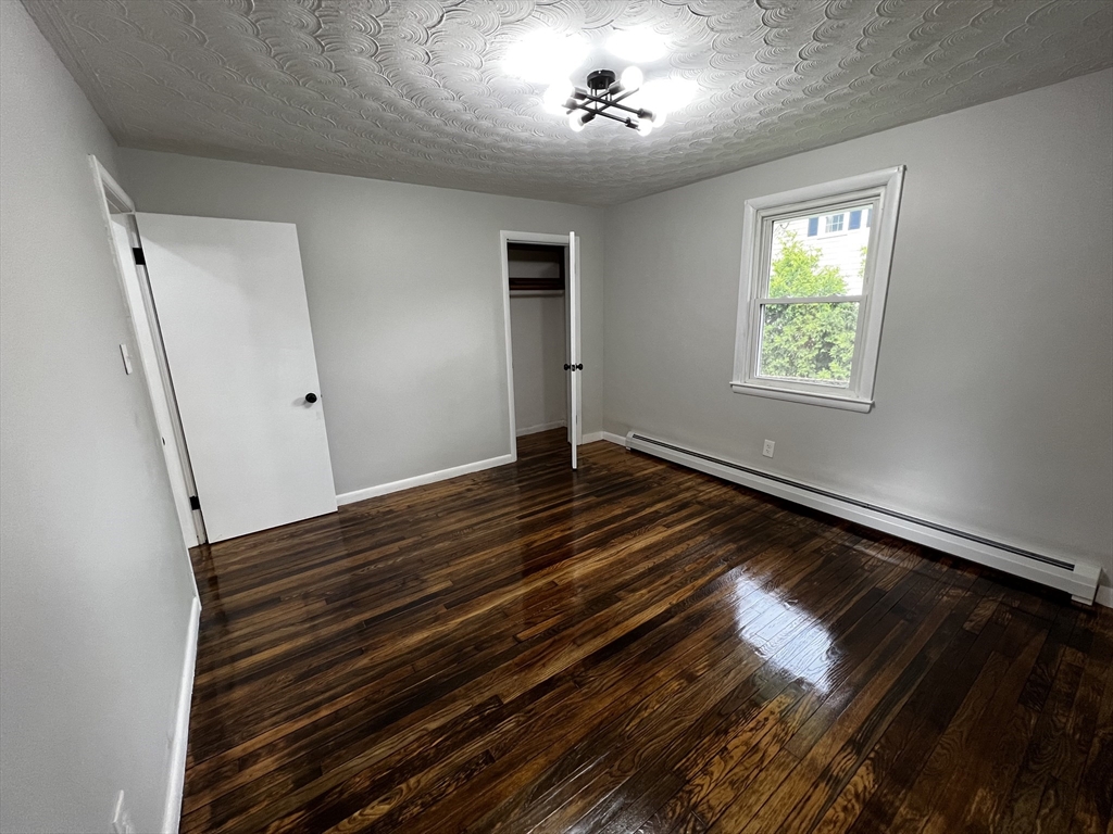 388 Burncoat St, Worcester