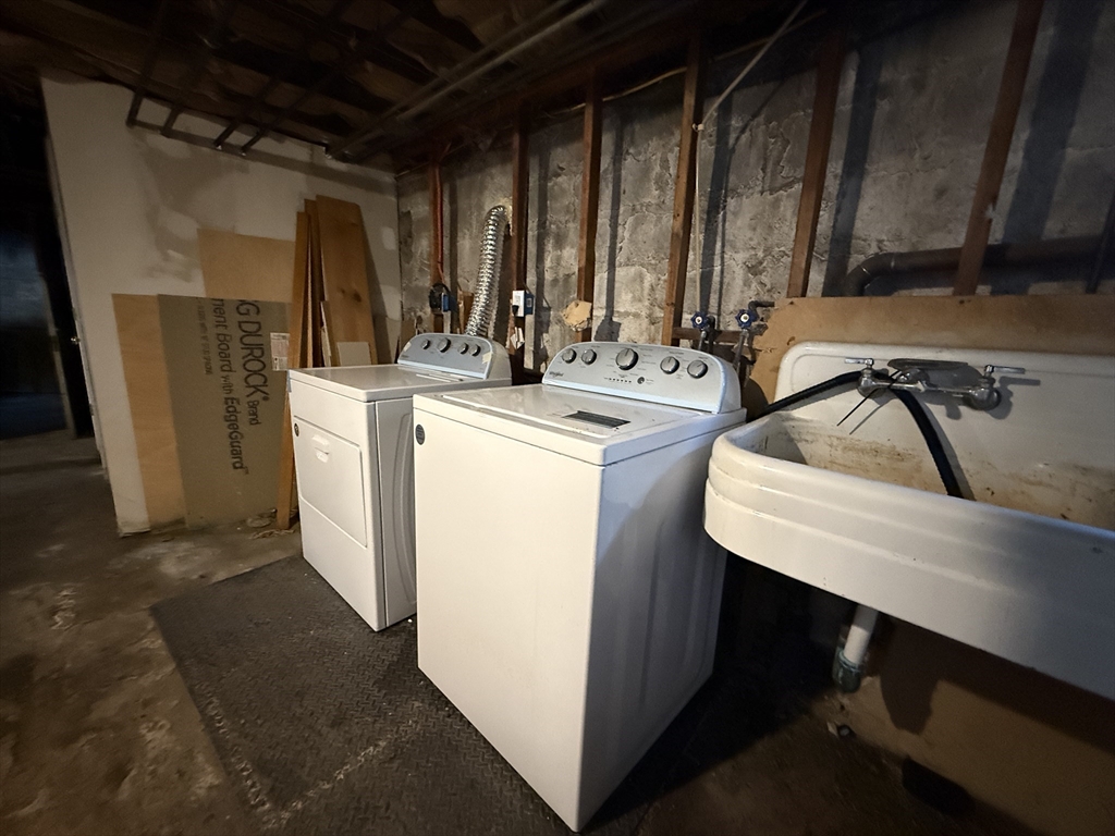 30 Templeton Pkwy, East Watertown