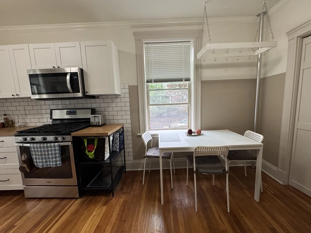 89 Chester St, Allston