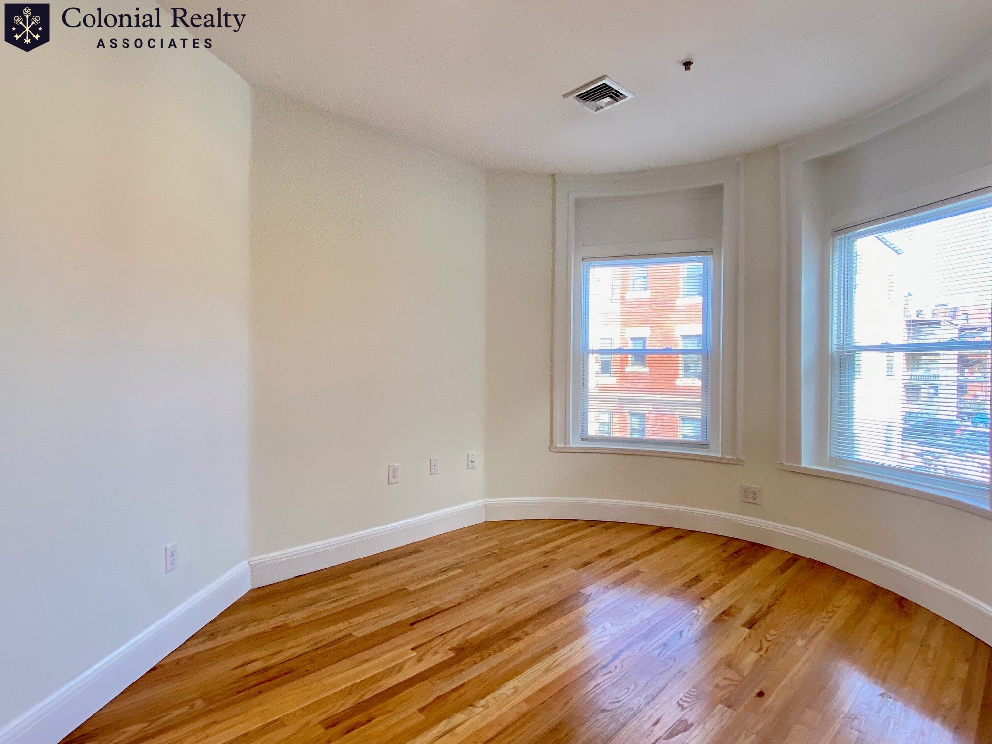 10 Brainerd Rd, Allston