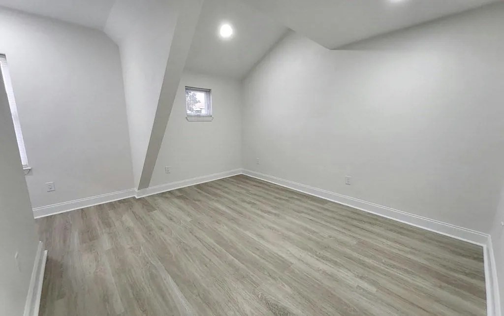 6 Harding Ave, West Everett