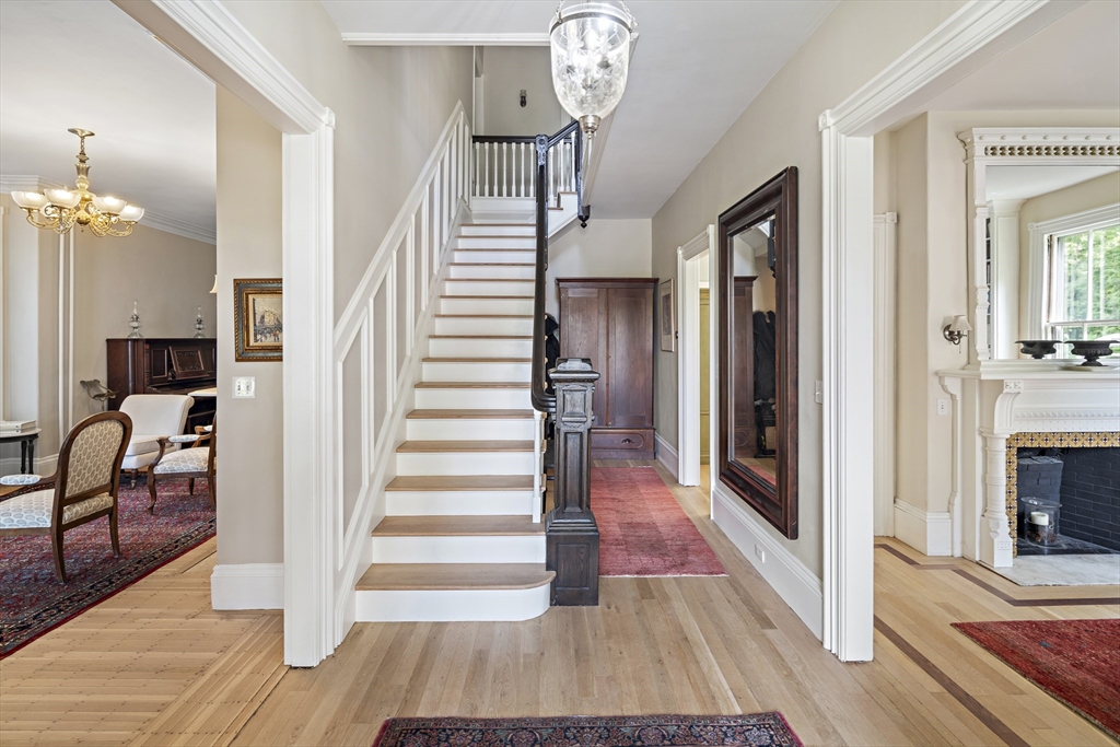 247 Kent St, Brookline