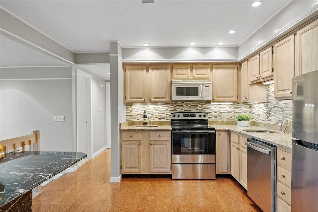 200 Falls Blvd, Quincy