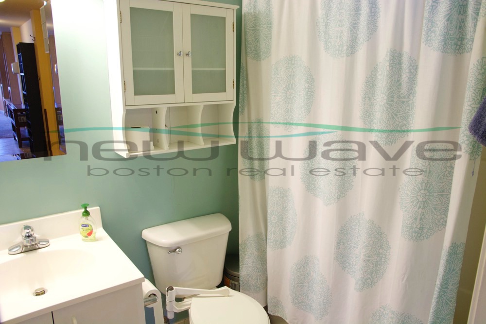 636 Beacon St, Fenway