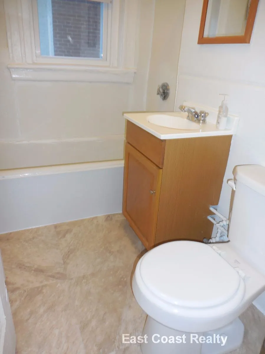 109 Brainerd Rd, Brighton