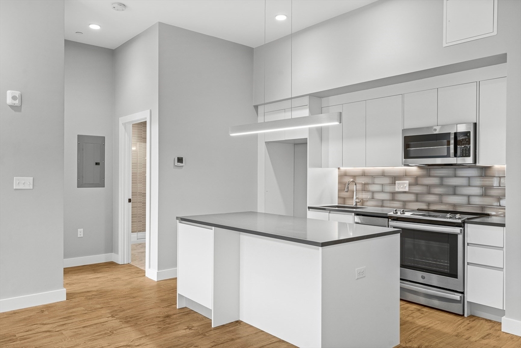 524 Main St, Melrose