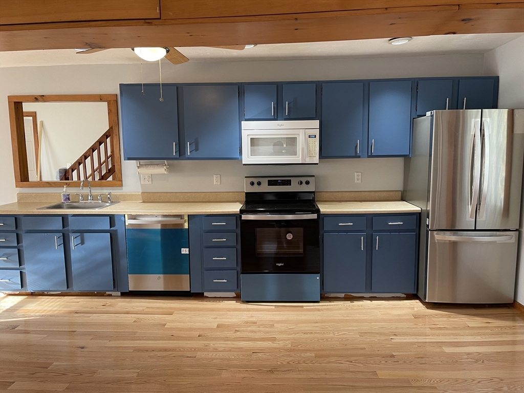 11 Elderberry Dr, North Easton