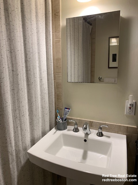 88 West Cedar St, Beacon Hill