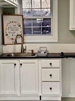 18 Spring Valley Rd, Burlington