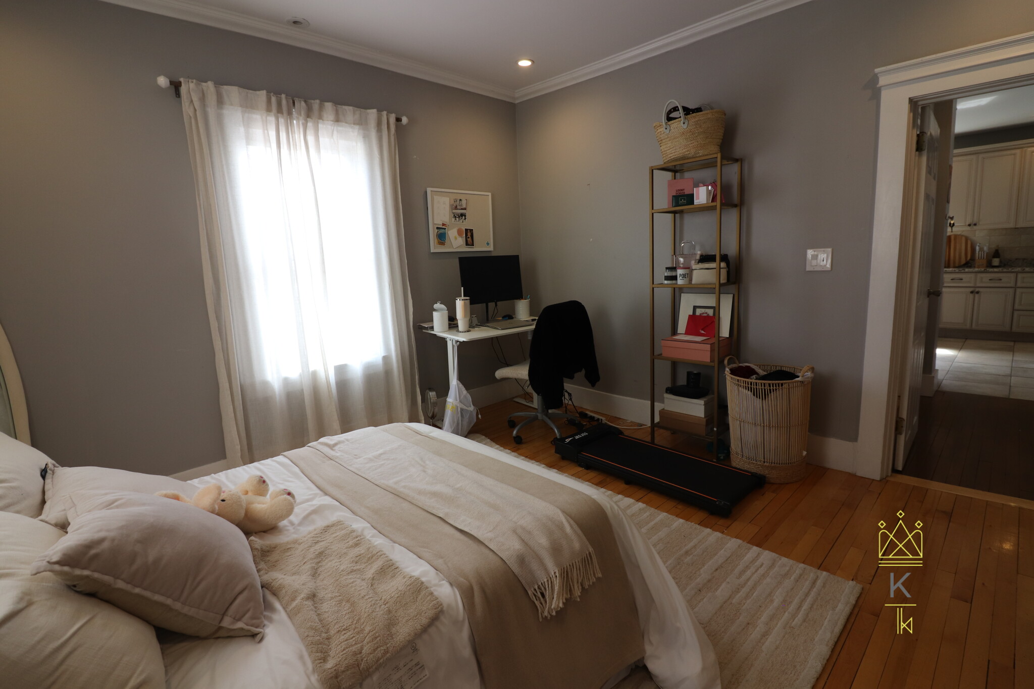 8 Parker St, Charlestown