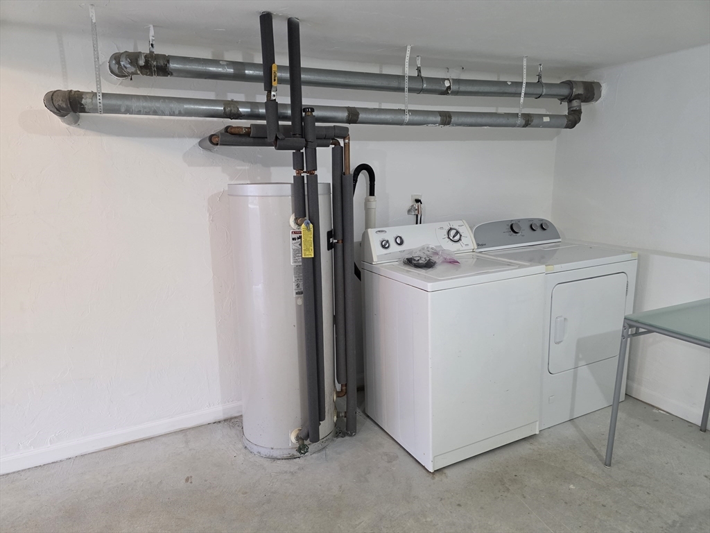 4 Hickey Dr, Framingham