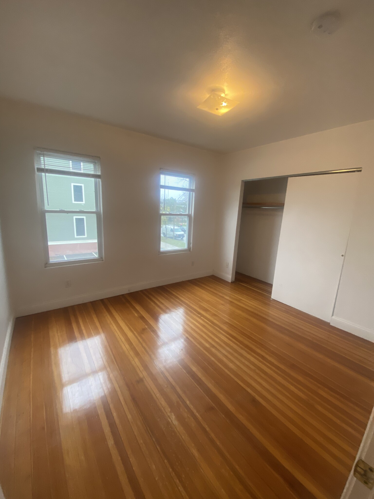 86 Fellsway, Somerville