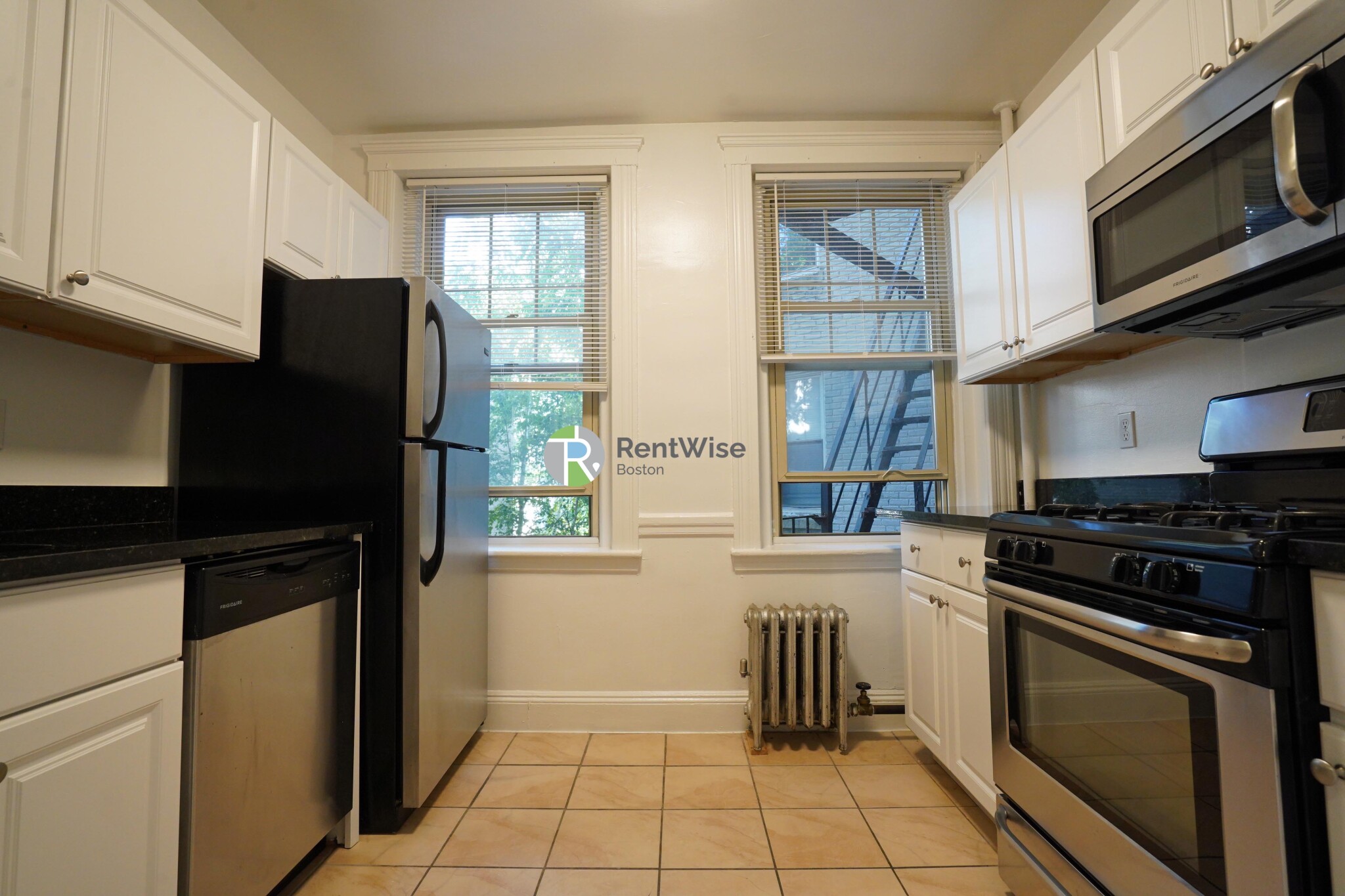 1848 Commonwealth Ave, Brighton