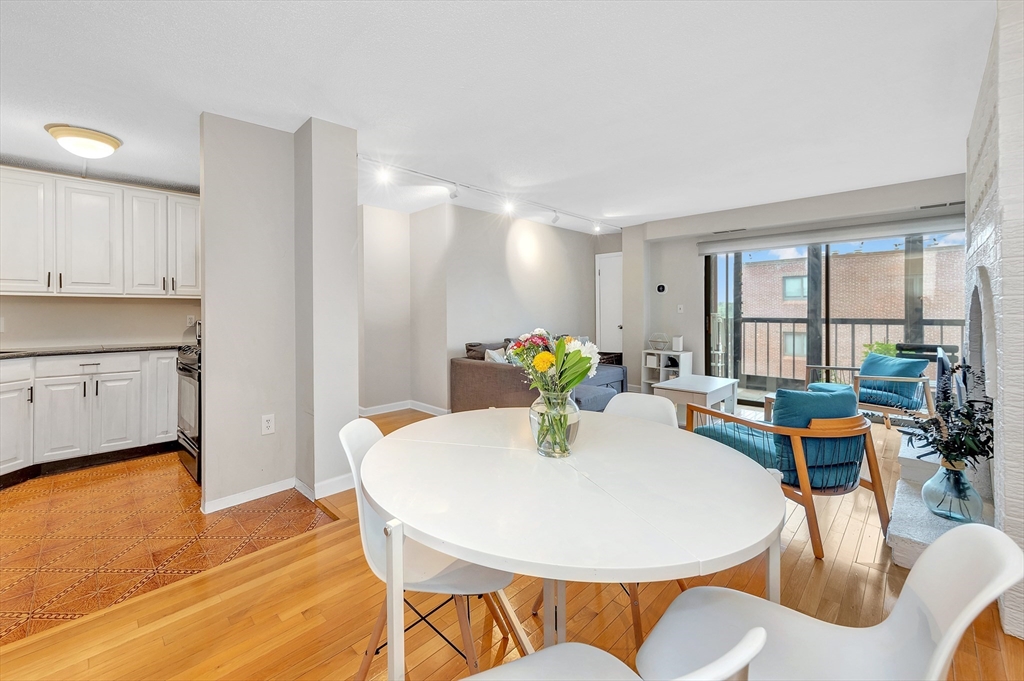 1580 Massachusettsave, Harvard Square