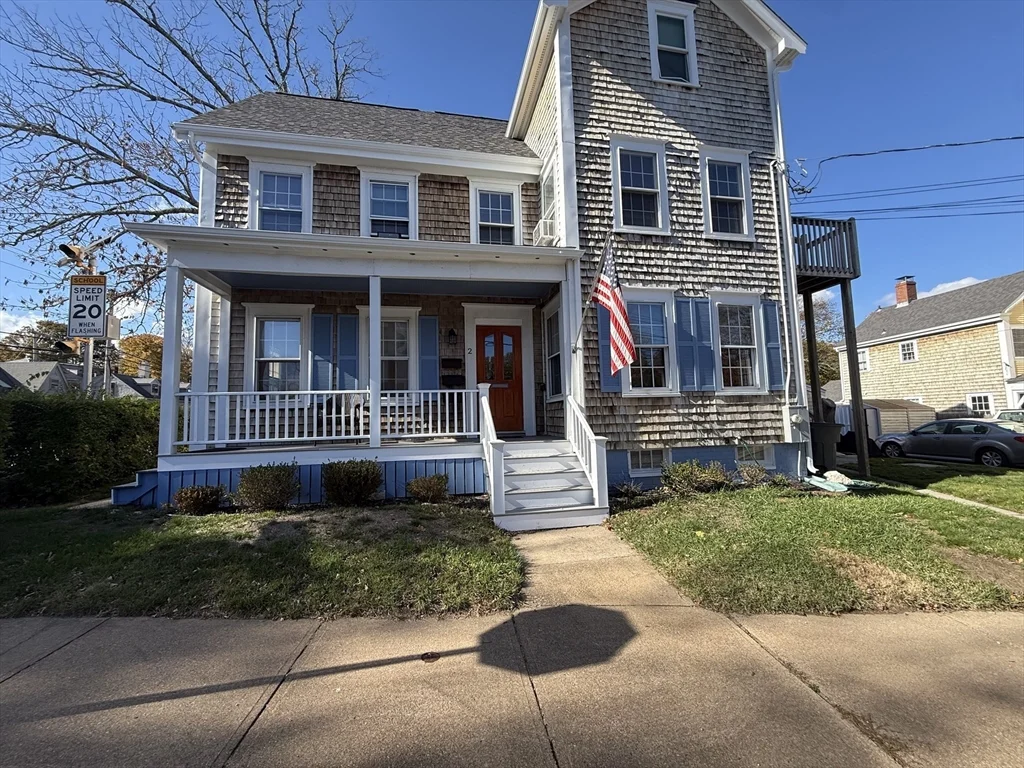 2 Fremont St, Downtown