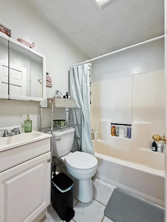 52 Sargent Ave, Winter Hill