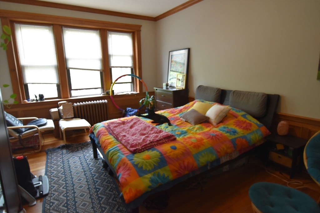 9 Greenway Ct, Coolidge Corner