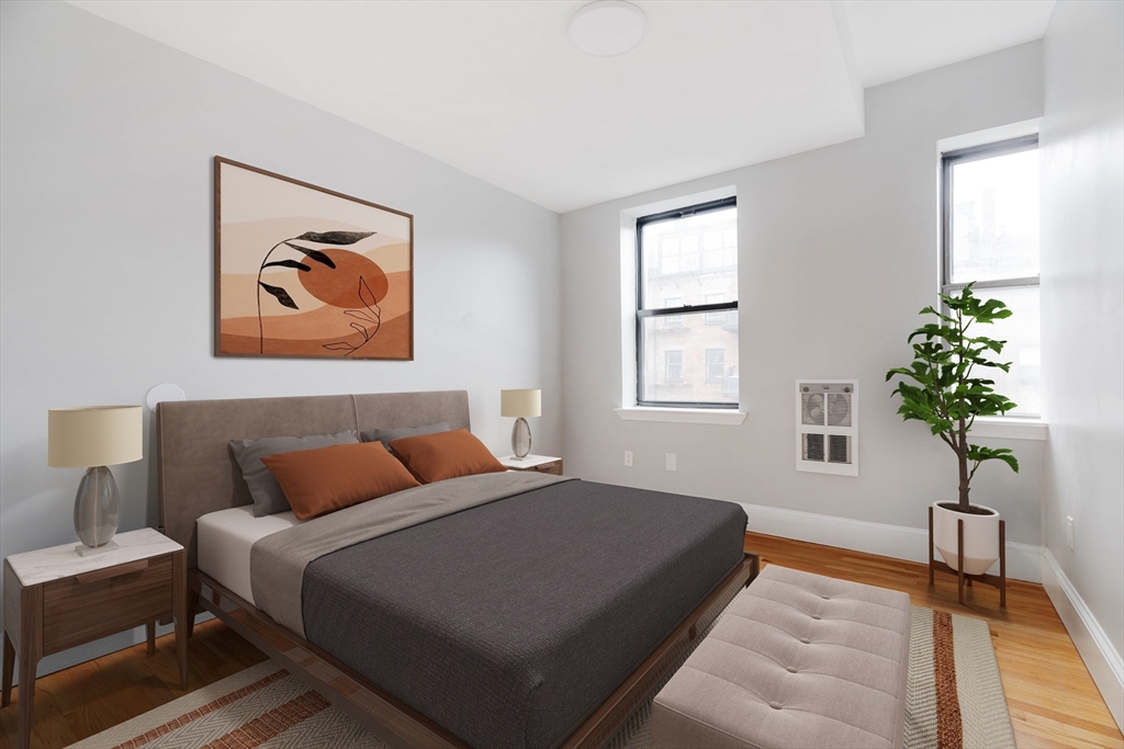 11 East Springfield, South End