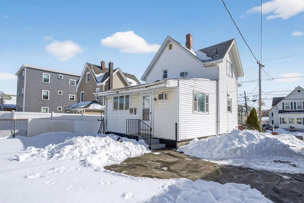 43 Prescott St, Everett