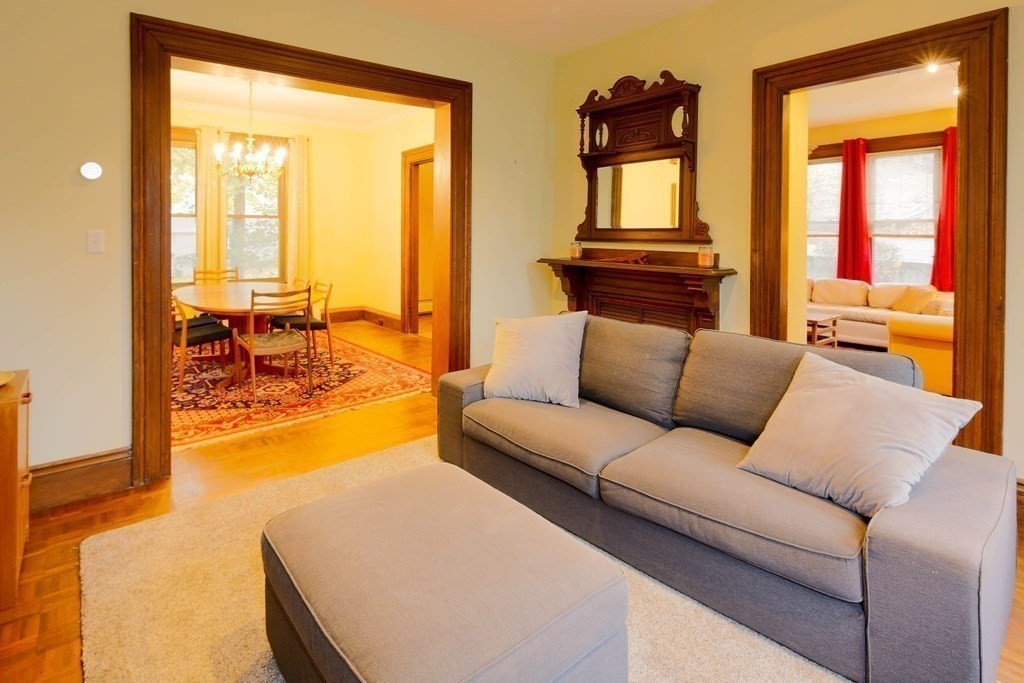 182 Palfrey St, Watertown