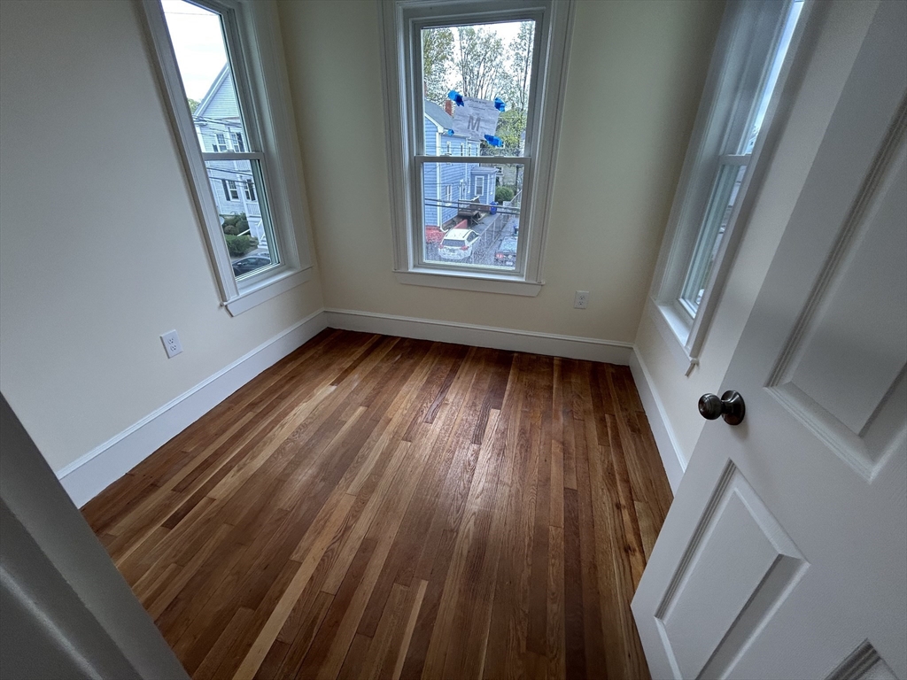 18 Auburn St, Malden