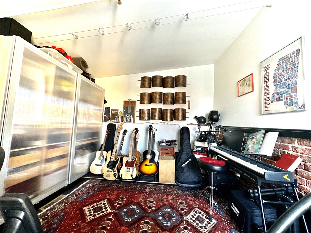 90 Wareham St, South End