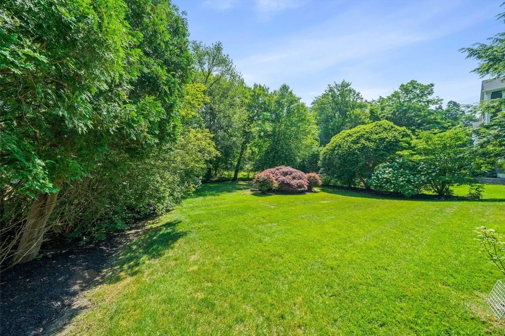 37 Harwich Rd, Newton