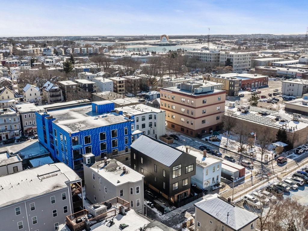 12 Deer St, Dorchester