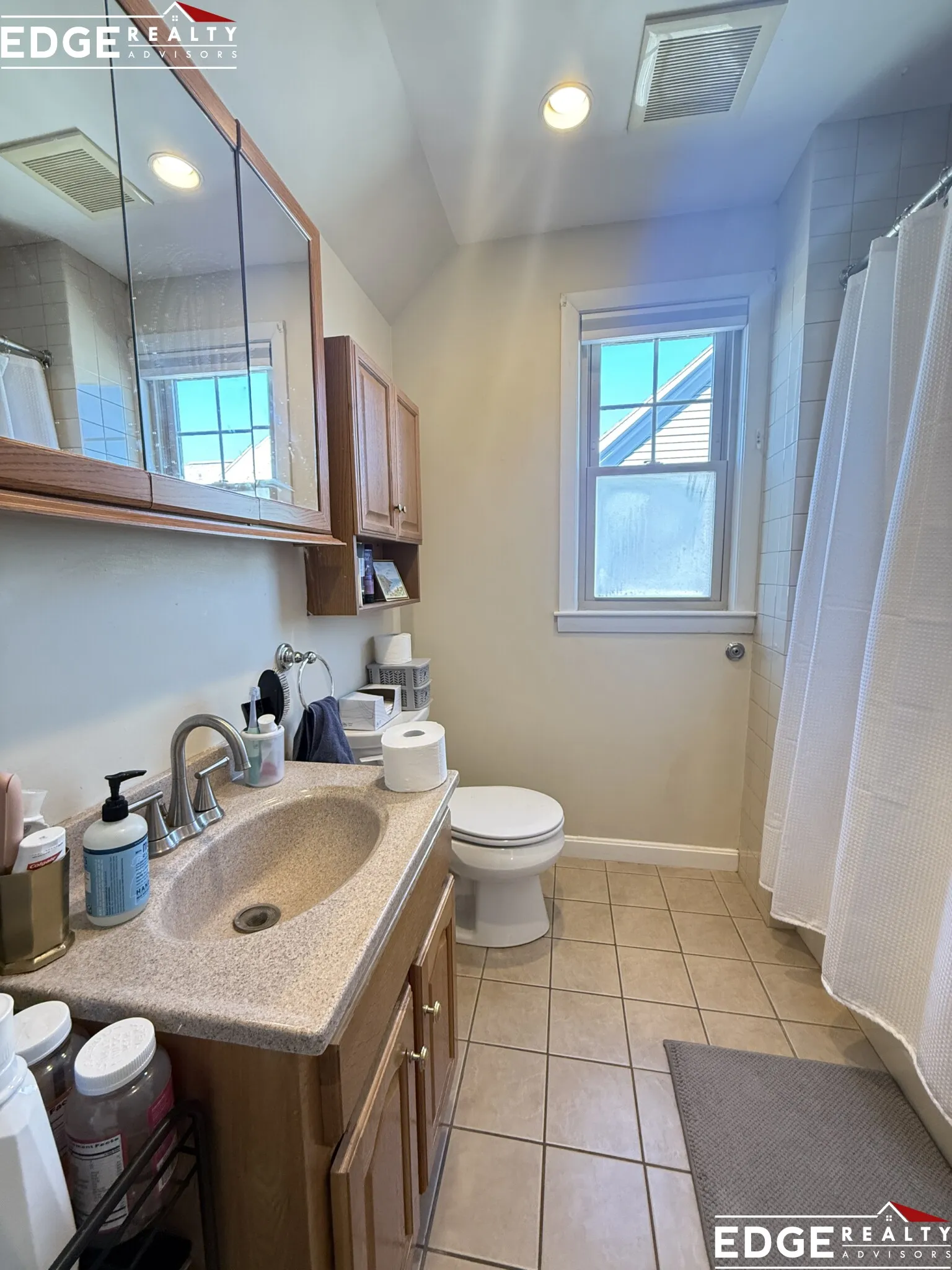 9 Mapleton St, Brighton