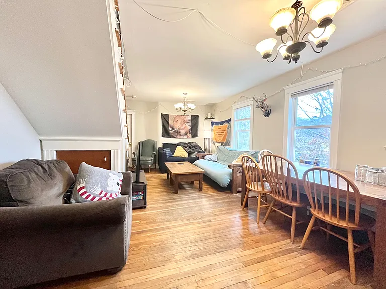 152-154 Parker Hill Ave, Mission Hill