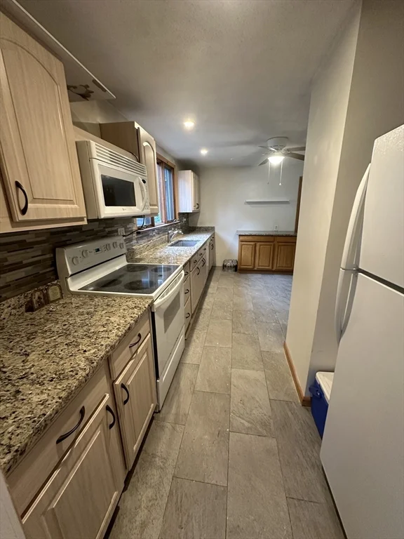 23 Valley St, Medford