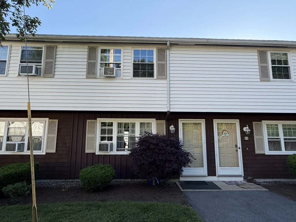 6 Ba Dr, North Attleboro