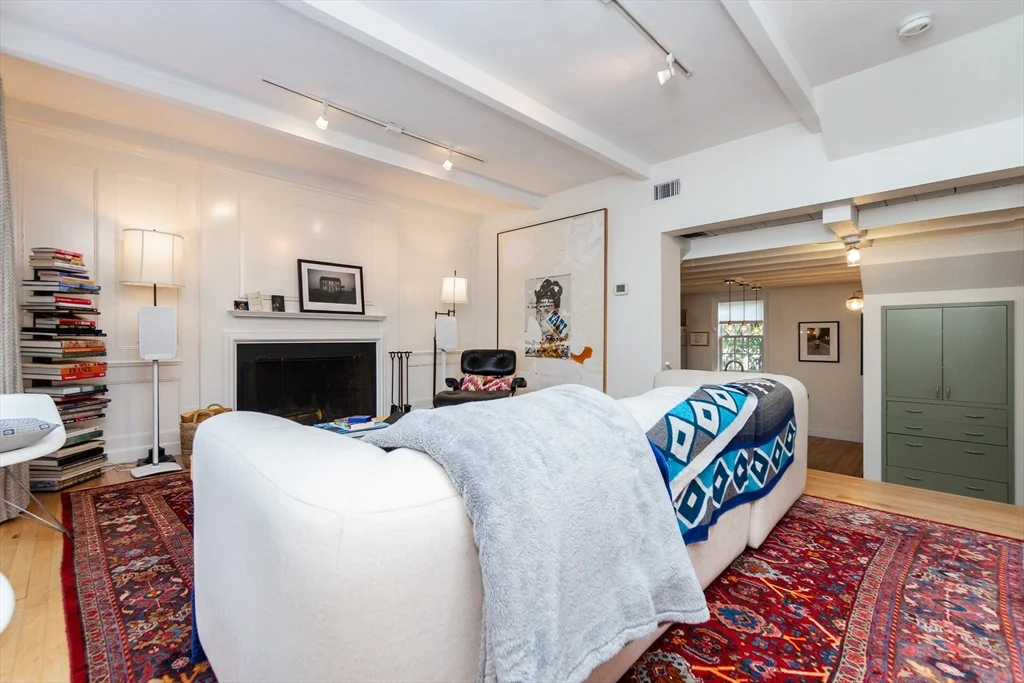 23 Sparks St, West Cambridge