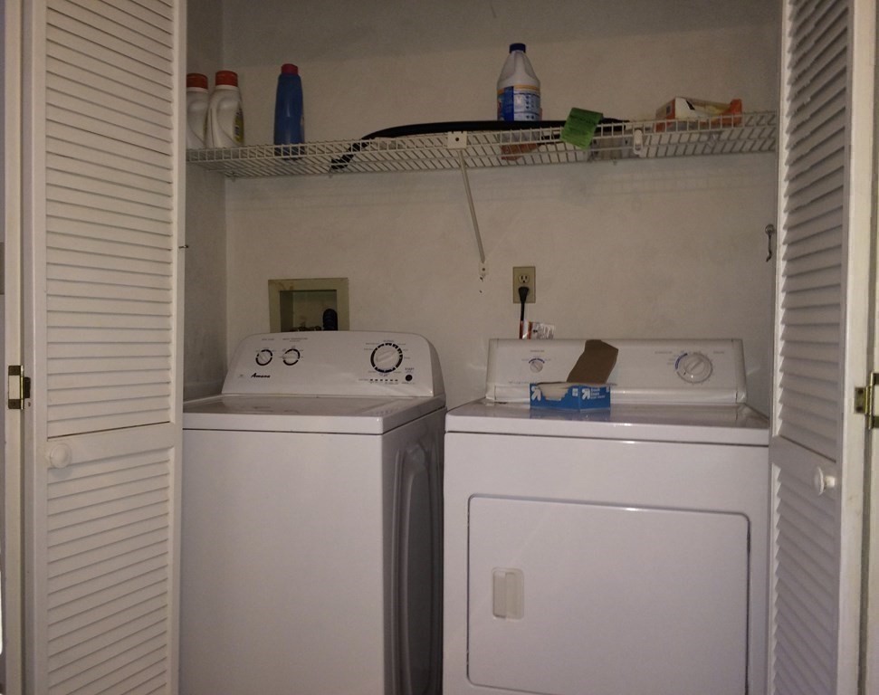 2 Turning Mill Ln, Quincy