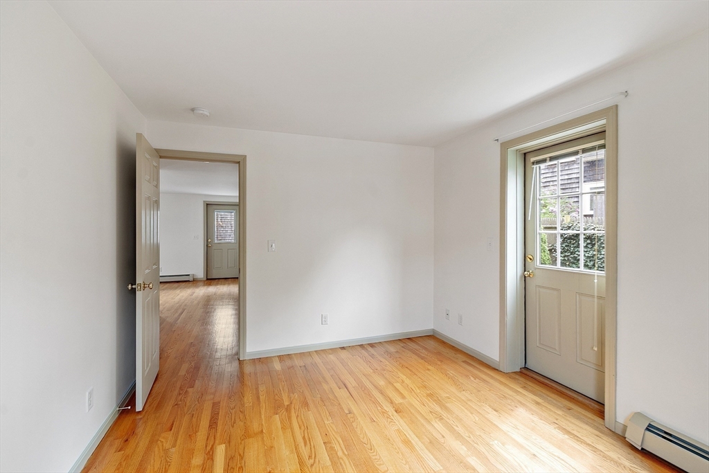 12 Morse Ct, Manchester