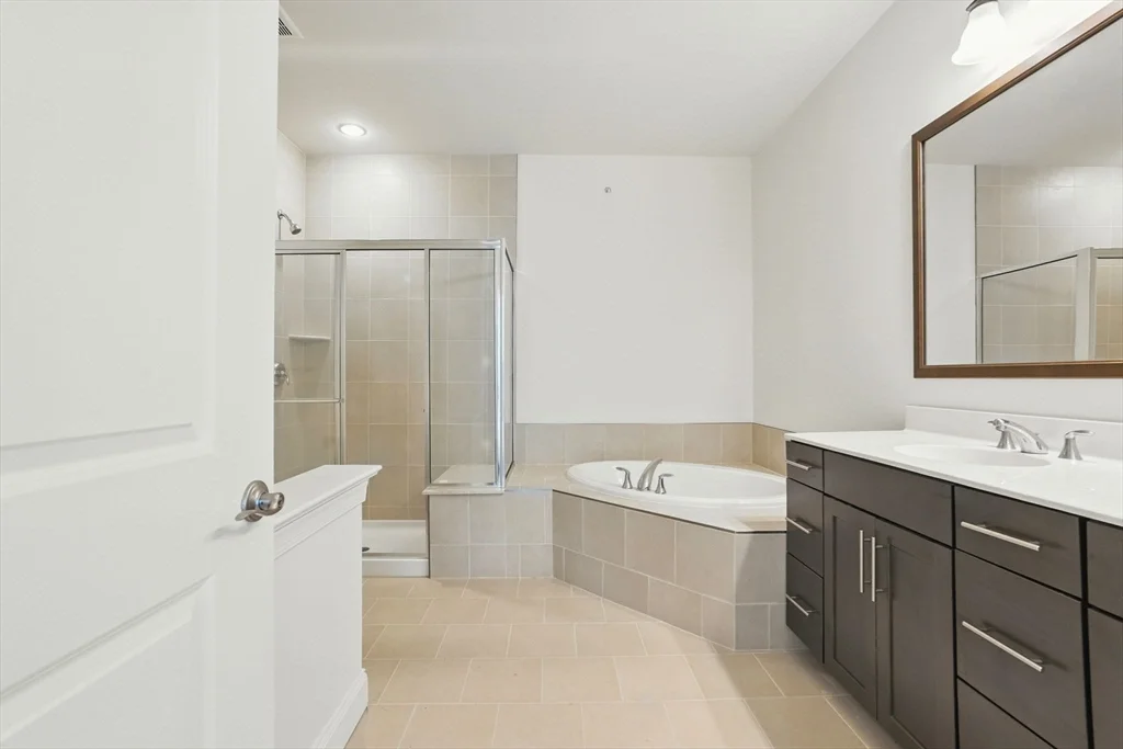 105 Phoebe St, Methuen