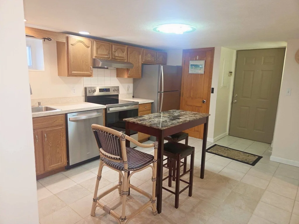 299 Crescent Ave, Beachmont