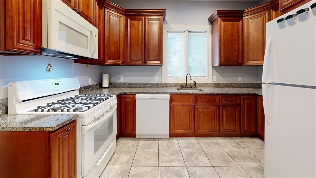 109 Chelsea St, East Boston