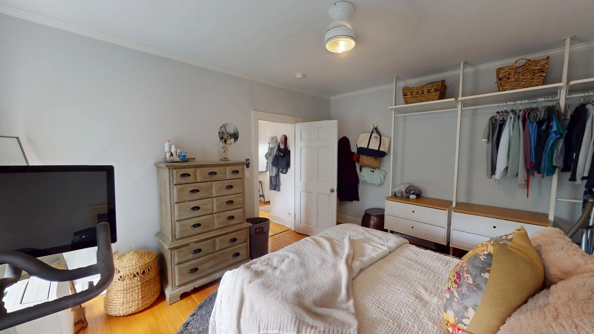 10 Jamaicaway, Jamaica Plain