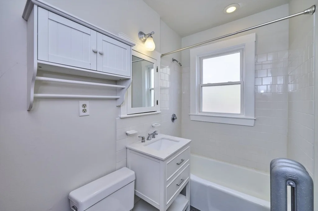 125 Winsor Ave, East Watertown